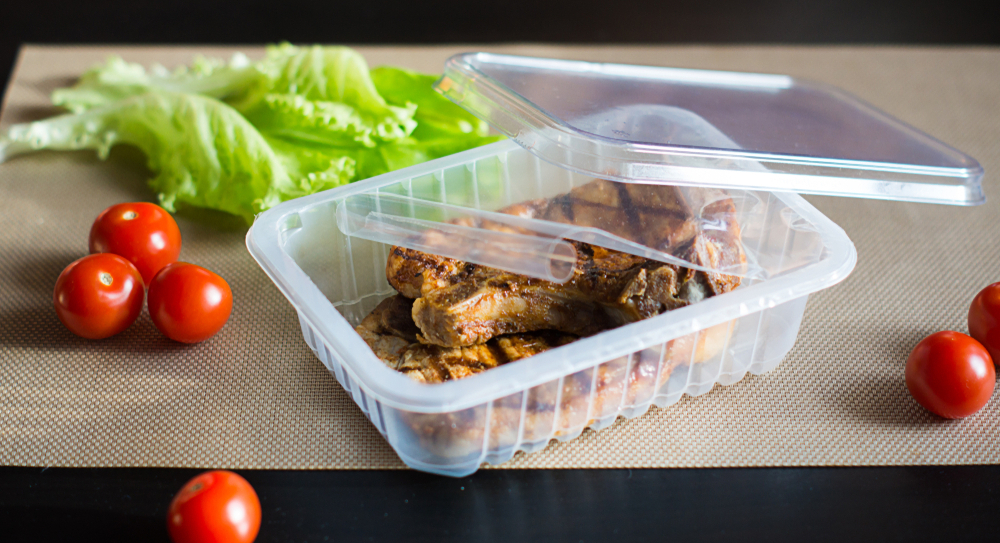 Tray sealed product with salad
